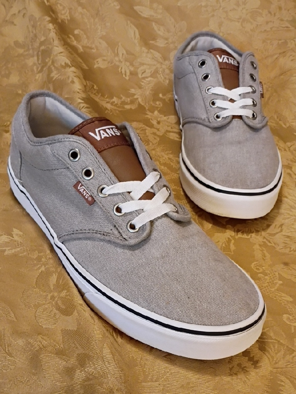 Vans Men’s Gray Canvas Low-Top  with Brown Tongue Accent Men's 11.0 Women's 12.5